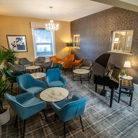 Manor House Hotel Scartho Екстериор снимка